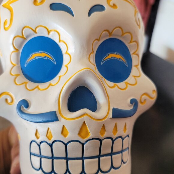 San Diego Chargers sugar skull - Picture 1 of 6